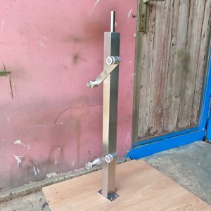 Tiang Railing Kaca Custom Hollow SS 304 ukuran 40x60x1, 2 mm