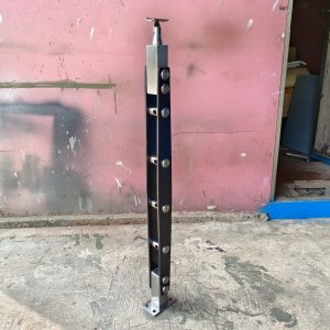 Tiang Railing Kombinasi Hitam jari -jari